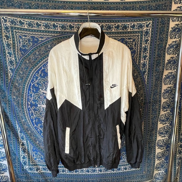 Vintage Nike Jacket - Picture 2 of 2